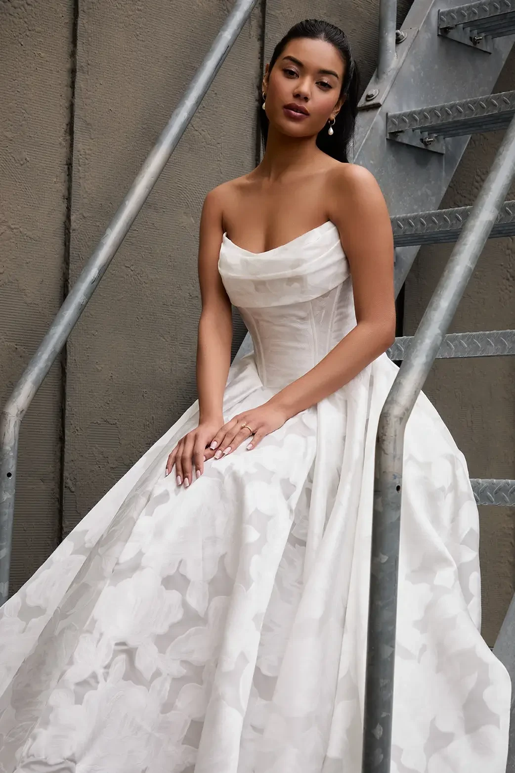Searching for the One: When to Book Your Exclusive Bridal Appointment. Desktop Image