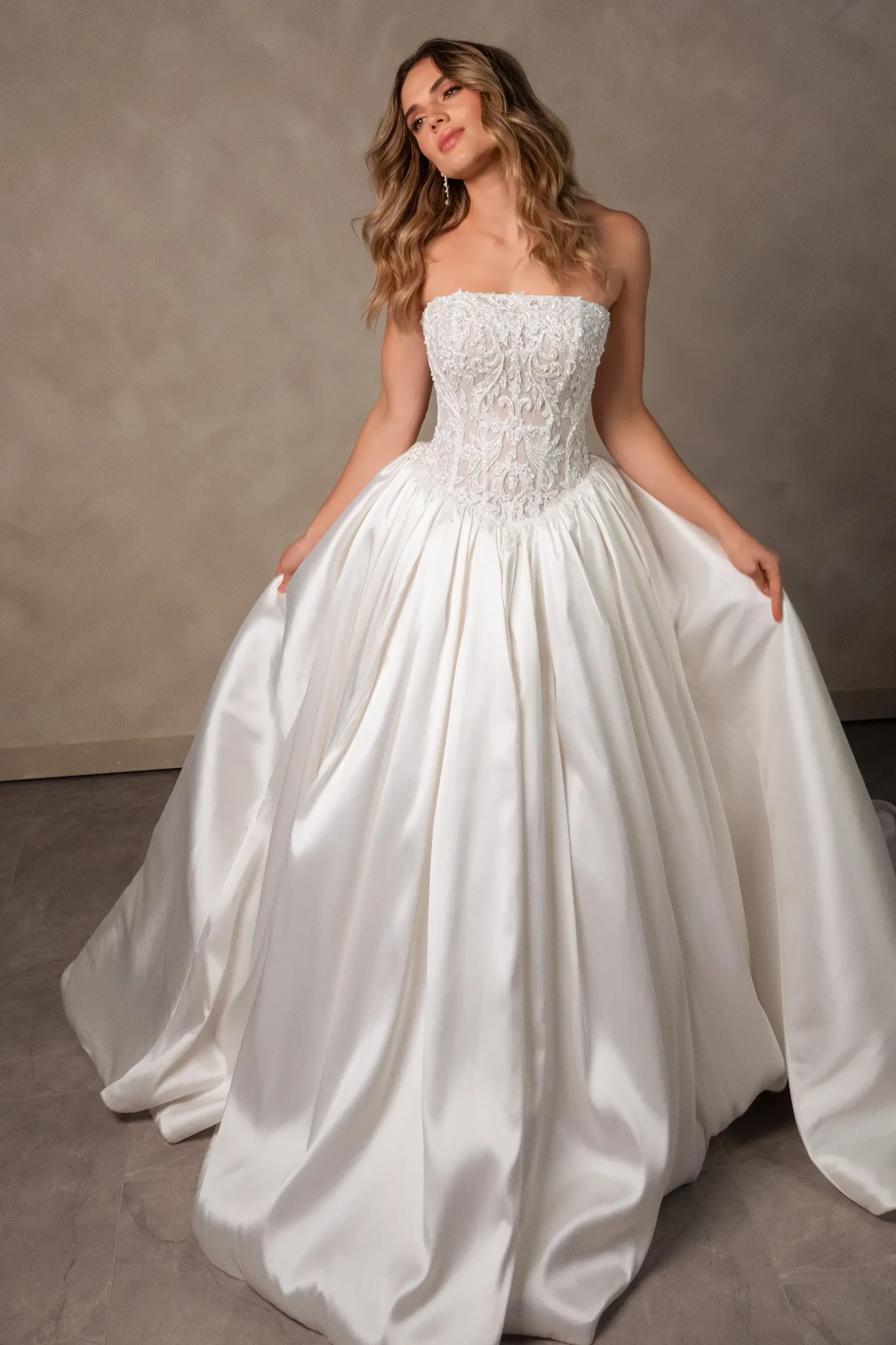 Essense Designer Preview Trunk Show Main Image