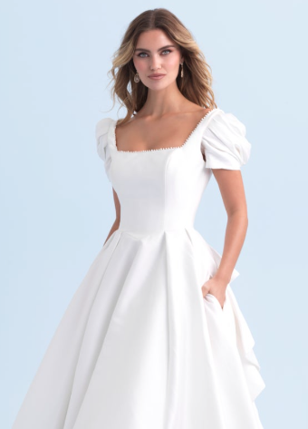 Disney Fairy Tale Weddings D413 "Cinderella" #5 Ivory thumbnail