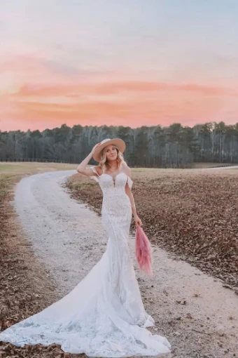 Essense of Australia D3308 #1 (IVRM-PL) IVR Lace & Tulle ov Rum Gwn w/ PORC Tulle Lined Bod & Plunge thumbnail