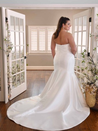 Essense of Australia D3340 #2 Ivory thumbnail