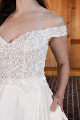 Essense of Australia D3565 #3 default (IVR) Ivory thumbnail