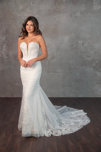 Essense of Australia D4341 #0 default (IVIV-PL) Ivory Lace and Tulle over Ivory Gown w Porcelain Tulle Plunge thumbnail