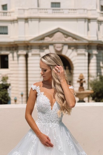 Martina Liana 1400 #3 default Ivory/Biscotti/Porcelain thumbnail