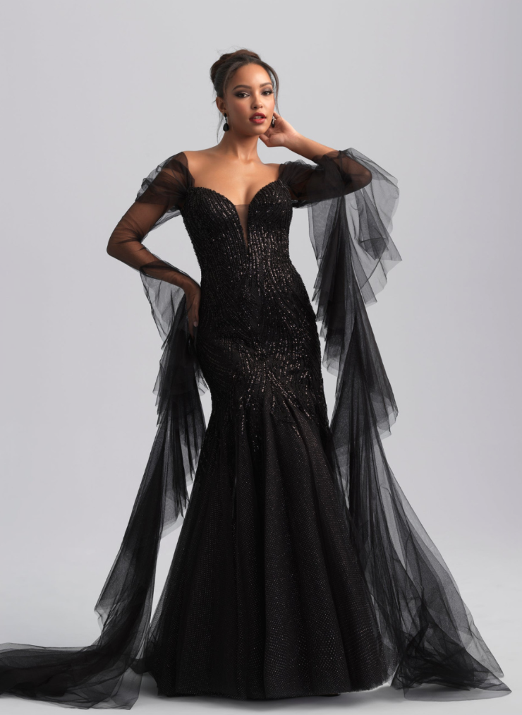 Disney Fairy Tale Weddings DVL10 "Ursula" Image