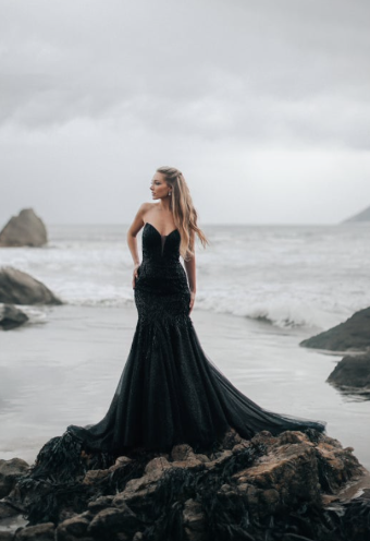 Disney Fairy Tale Weddings DVL10 "Ursula" #2 Black thumbnail