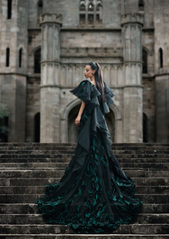 Disney Fairy Tale Weddings DVL11 "Maleficent" #7 Ivory thumbnail