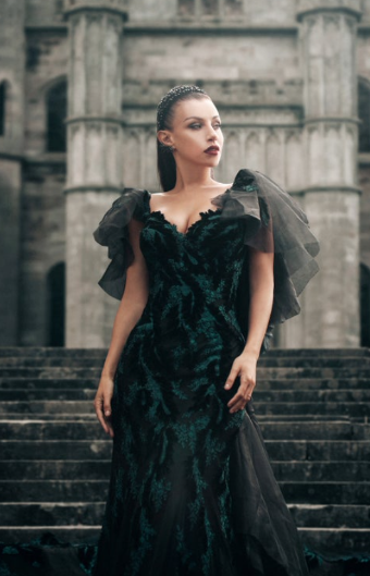 Disney Fairy Tale Weddings DVL11 "Maleficent" #9 Ivory thumbnail