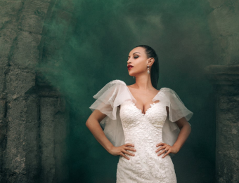 Disney Fairy Tale Weddings DVL11 "Maleficent" #4 Ivory thumbnail