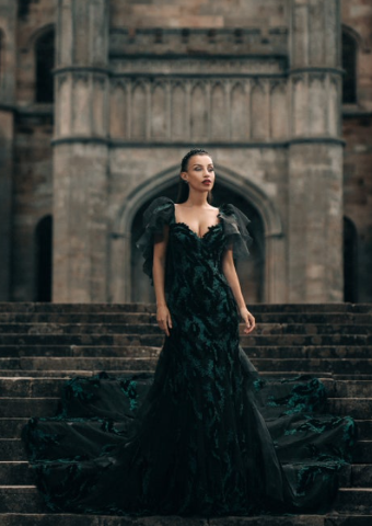 Disney Fairy Tale Weddings DVL11 "Maleficent" #11 Ivory thumbnail