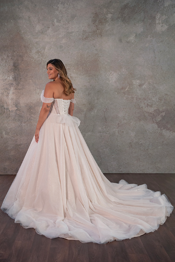 Essense of Australia D4130 #4 (IVIV-PL) IVR TULLE & REGAL ORGANZA OVER IVR GWN W PORCELAIN TULLE PLNG thumbnail