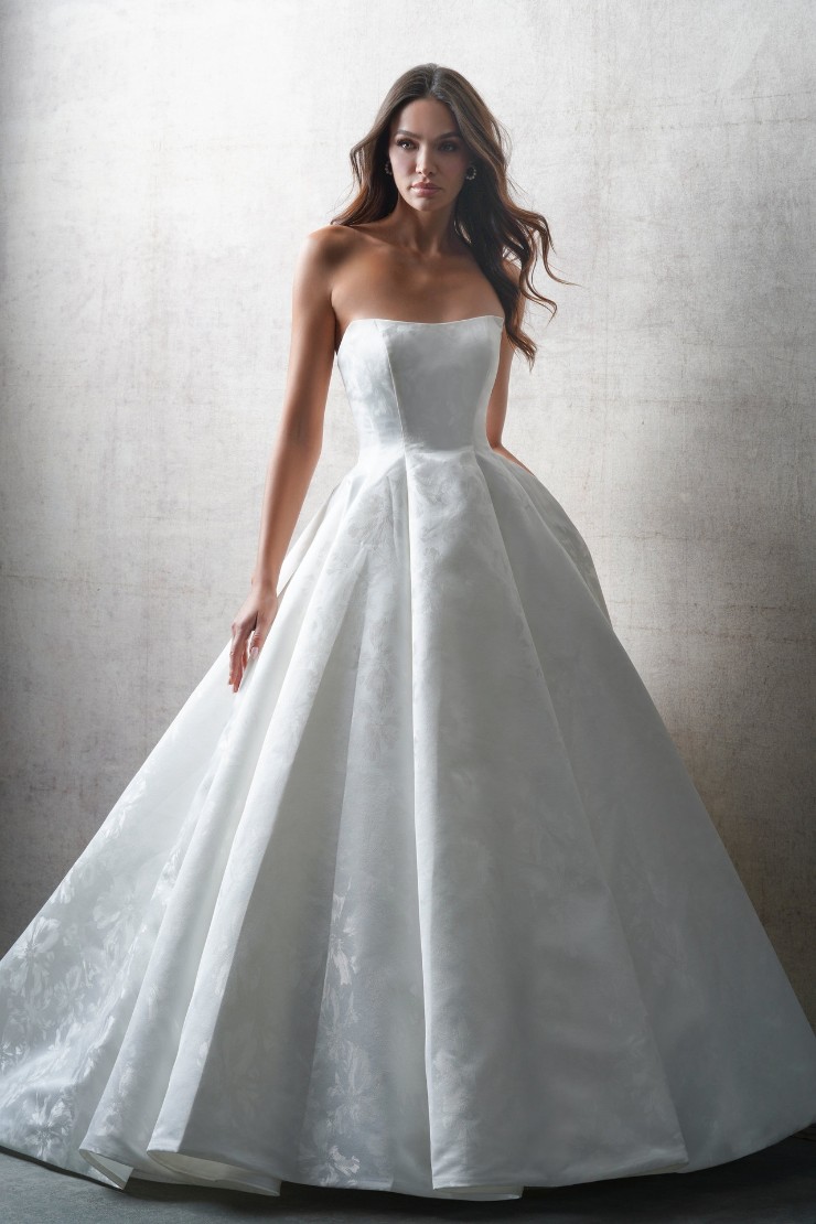 Allure Couture C745 Image