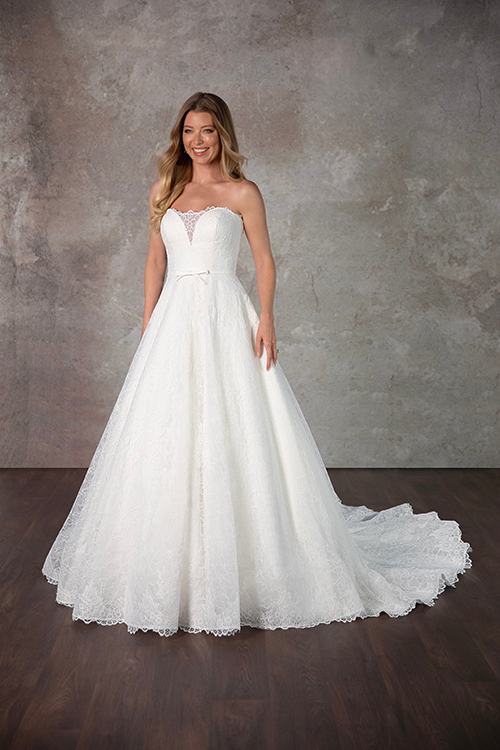 Essense of Australia D4191 Image