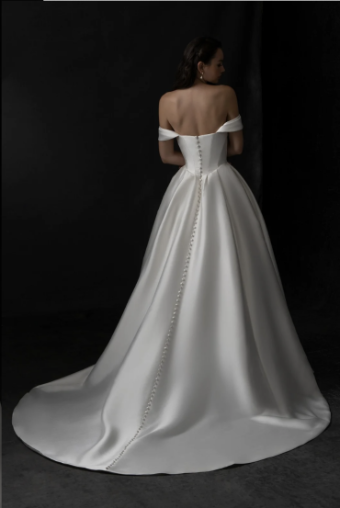 Allure Couture C762 #2 default Pearl thumbnail