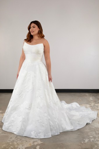 Essense of Australia D3971 #7 default (IVQ) IVORY ORGANDY JACQUARD thumbnail