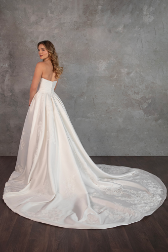 Essense of Australia D4265 #1 (IVR) Ivory thumbnail