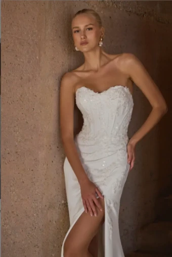 Casablanca Bridal 2603 Yvonne #1 Ivory thumbnail