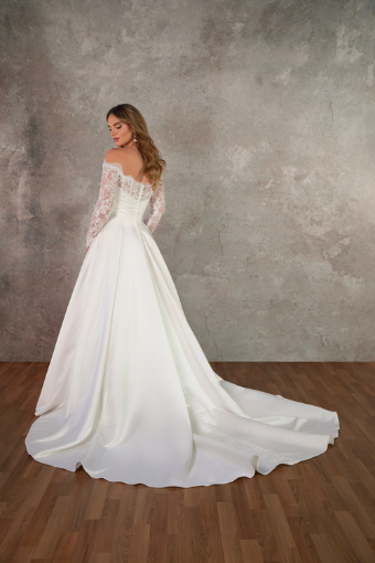 Essense of Australia D4457 #1 (IVR) Ivory thumbnail