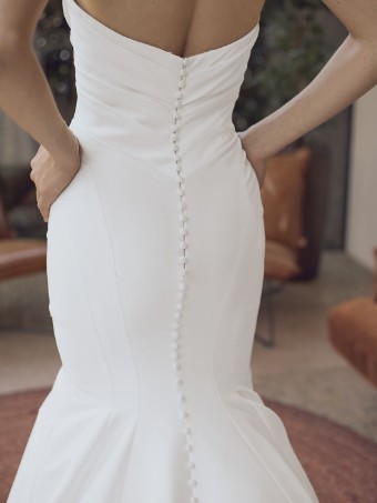 Élysée GALIANA #1 Ivory thumbnail