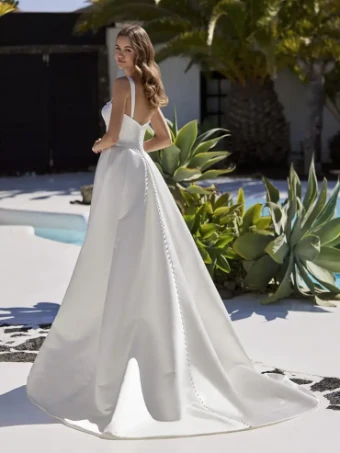 Enzoani EMERALD #3 default Ivory thumbnail