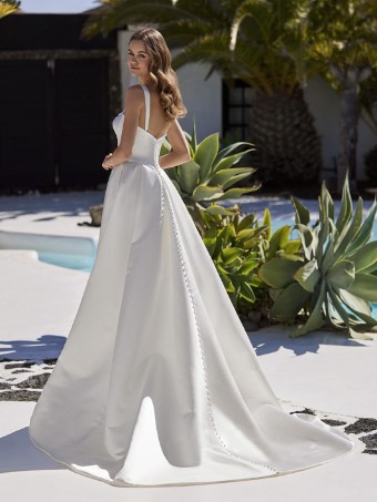 Enzoani EMERALD #3 default Ivory thumbnail