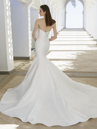 Enzoani Rory #1 Ivory thumbnail