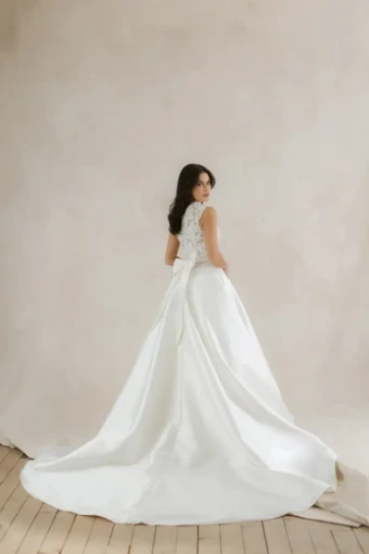 Abella E575L - Carriera (TRUNK SHOW) #1 default Ivory/Nude thumbnail