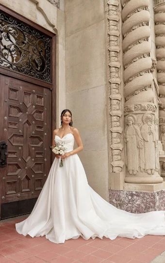 Essense of Australia D3941 #2 default IV-IV thumbnail