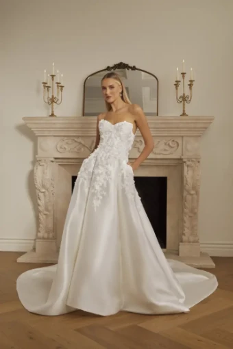 Casablanca Bridal 2572C Huntington #1 Diamond White/Ivory thumbnail