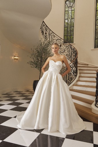 Casablanca Bridal 2575 LORELAI #7 Ivy thumbnail