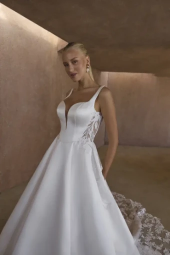 Casablanca Bridal 2615 Aurelia #3 default Ivory/Nude thumbnail