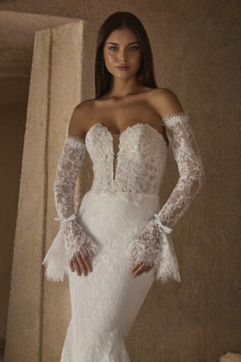 Casablanca Bridal 2609 Gwendolyn #3 default Ivory/Nude thumbnail