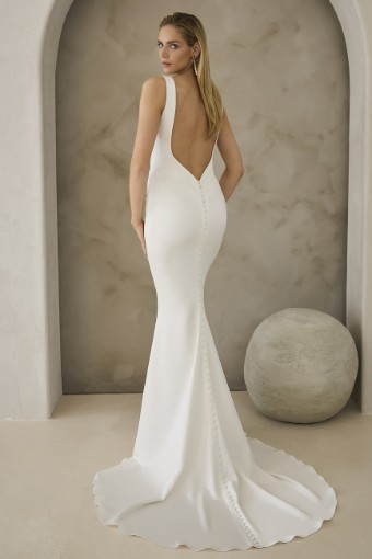 Casablanca Bridal LE161 Sutton #1 Ivory thumbnail