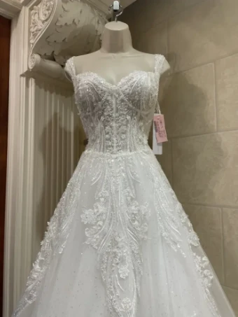 Disney Fairy Tale Weddings D373 Cinderella #3 Platinum/Ivory/Champagne thumbnail