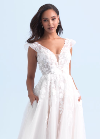 Disney Fairy Tale Weddings D417 "Snow White" #6 Desert/Champagne/Ivory/Nude thumbnail