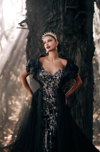 Disney Fairy Tale Weddings DVL17 "Evil Queen" #1 Almond/Champagne/Ivory/Nude thumbnail