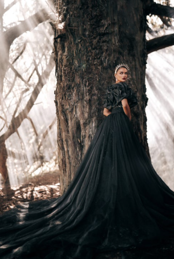 Disney Fairy Tale Weddings DVL17 "Evil Queen" #14 Almond/Champagne/Ivory/Nude thumbnail