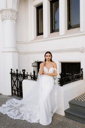 Martina Liana 1362 #0 default (IV-PL) Ivory Gown w Porcelain Tulle Plunge thumbnail