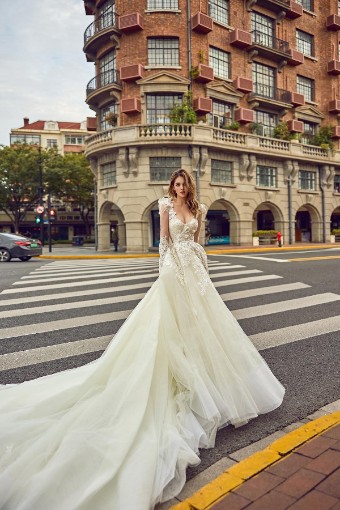 Julia Kontogruni JK VIOLA #3 default Ivory thumbnail