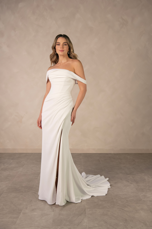 Essense of Australia D4563 Image