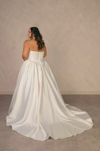 Essense of Australia D4602 #4 default (IVR) Ivory thumbnail