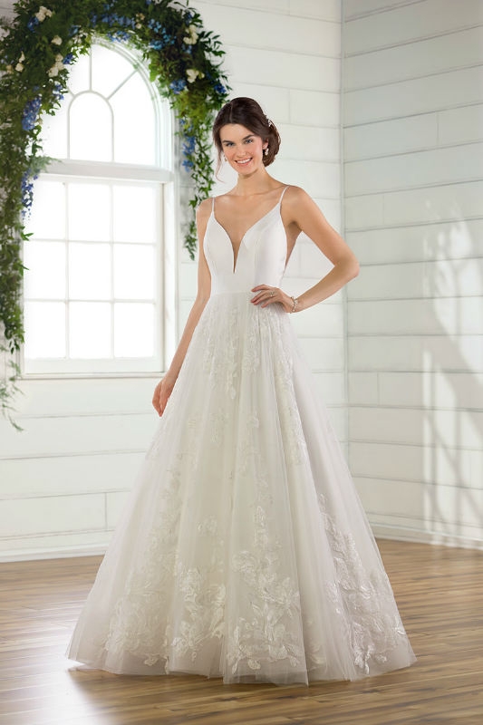 Essense of Australia D2810 Image