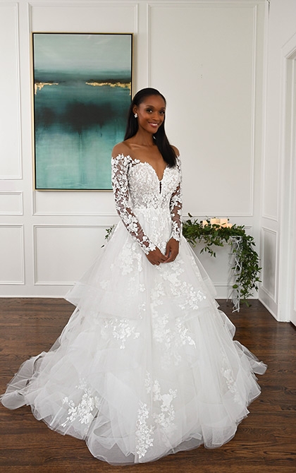 Essense of Australia D3274 Image