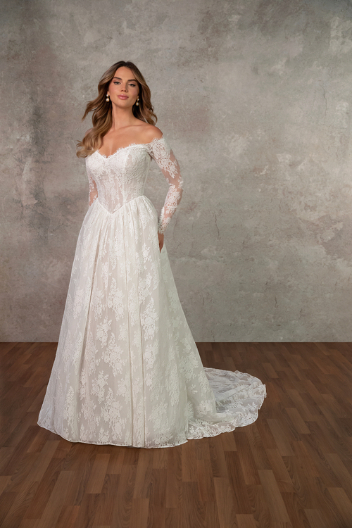 Essense of Australia D4466 Image