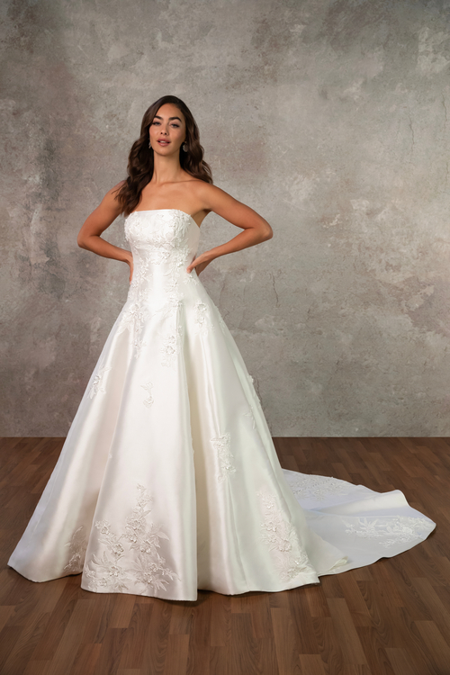 Essense of Australia D4479 Image