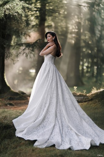 Disney Fairy Tale Weddings D467 Snow White - TRUNK SHOW #4 Mocha/Champ/IV thumbnail