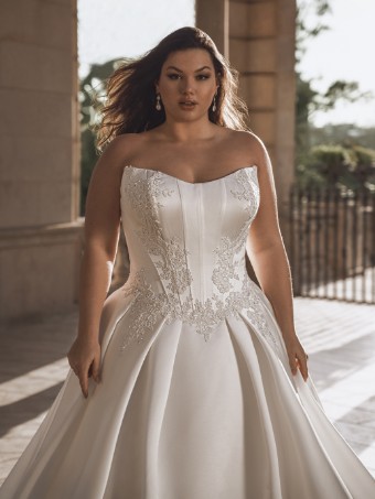 Portrait Portrait*Geneva #3 default Ivory thumbnail