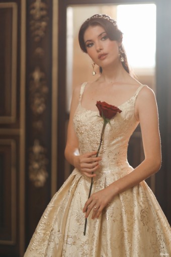 Disney Fairy Tale Weddings D472 Belle #1 Gold thumbnail