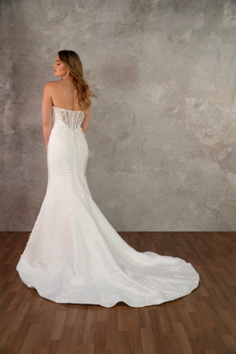 Essense of Australia D4257 #1 (IVR) Ivory thumbnail