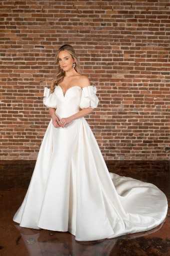 Essense of Australia D3822ZZ #0 default (IV-PL) Ivory Gown w Porcelain Tulle Plunge thumbnail